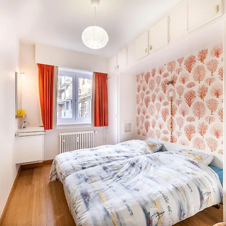 Near Ostend With Sea View, Cleaning Included Apartmán *