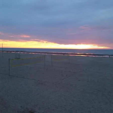 Near Ostend With Sea View, Cleaning Included Apartamento Koksijde